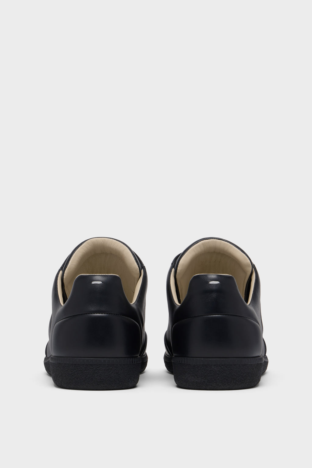 MAISON MARGIELA FUTURE LOW-TOP BLACK — vista 3