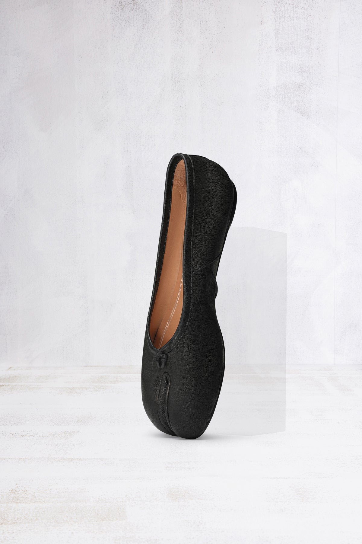 MAISON MARGIELA TABI BALLERINA BLACK — vista 3