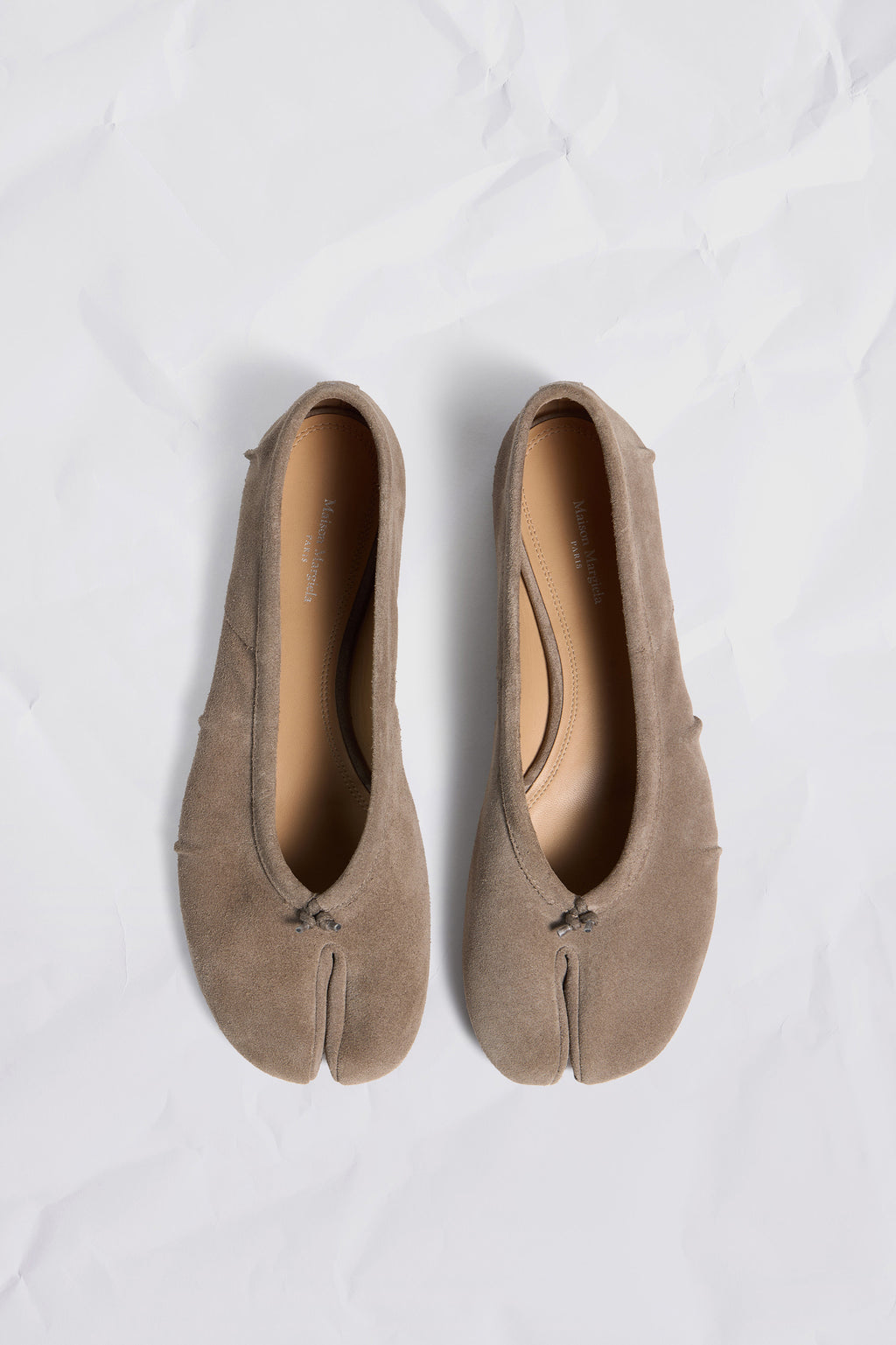 MAISON MARGIELA TABI BALLERINA SUEDE TAUPE — vista 8