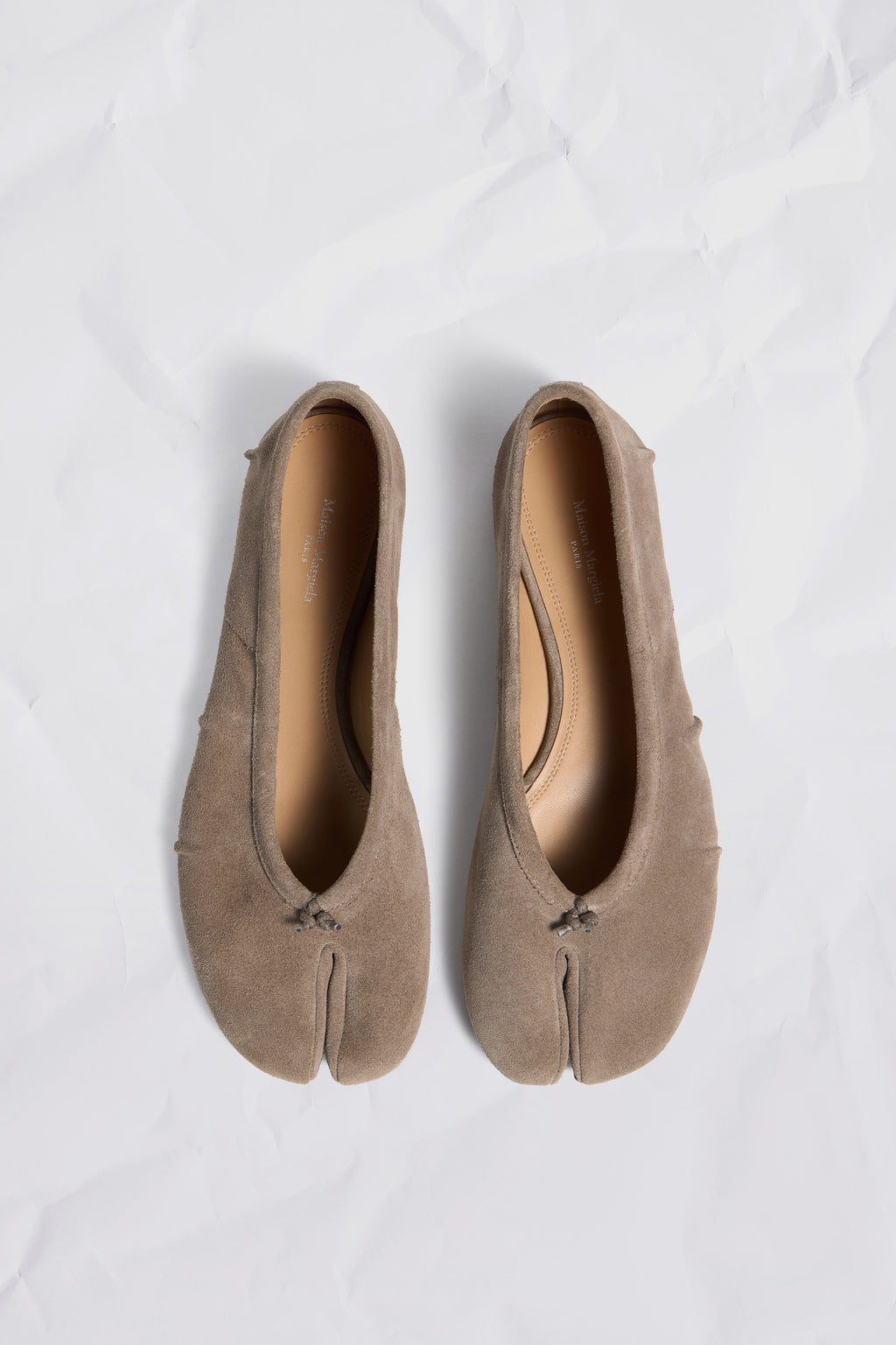 MAISON MARGIELA TABI BALLERINA SUEDE TAUPE — vista 7