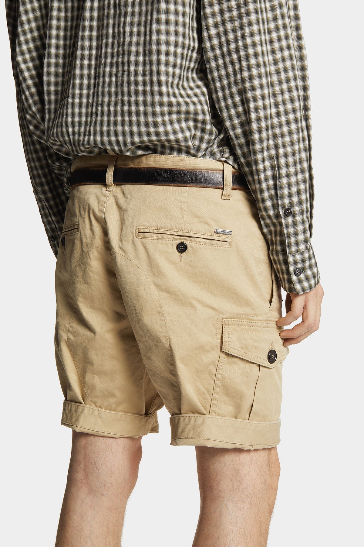 DSQUARED2 SEXY CARGO SHORTS BEIGE — vista 6