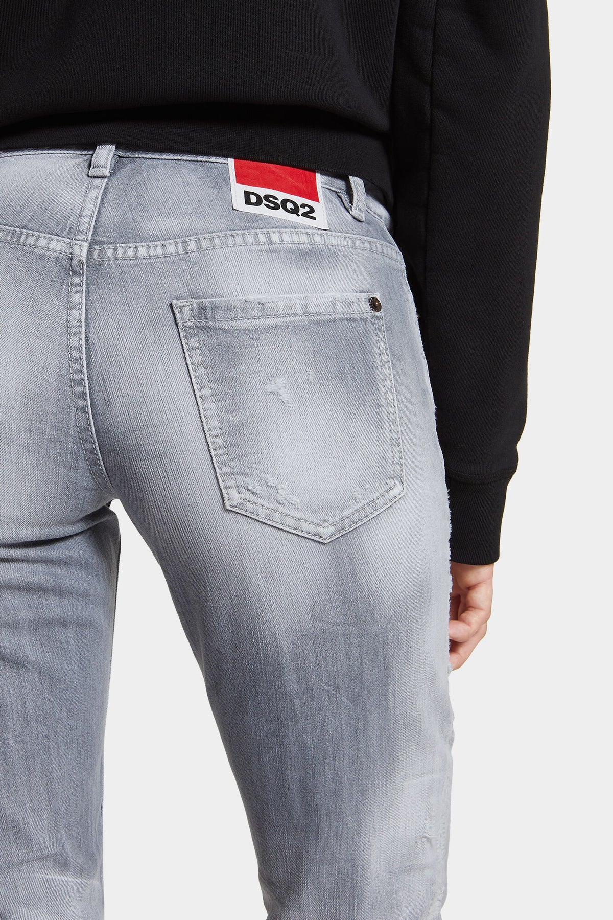 DSQUARED2 BRUSHED GREY WASH MEDIUM WAIST JENNIFER JEANS — vista 5