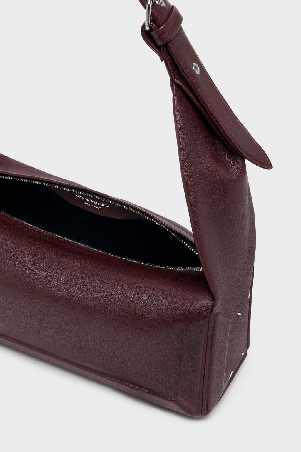 MAISON MARGIELA BOX BAG EAST WEST MEDIUM BORDEAUX — vista 4