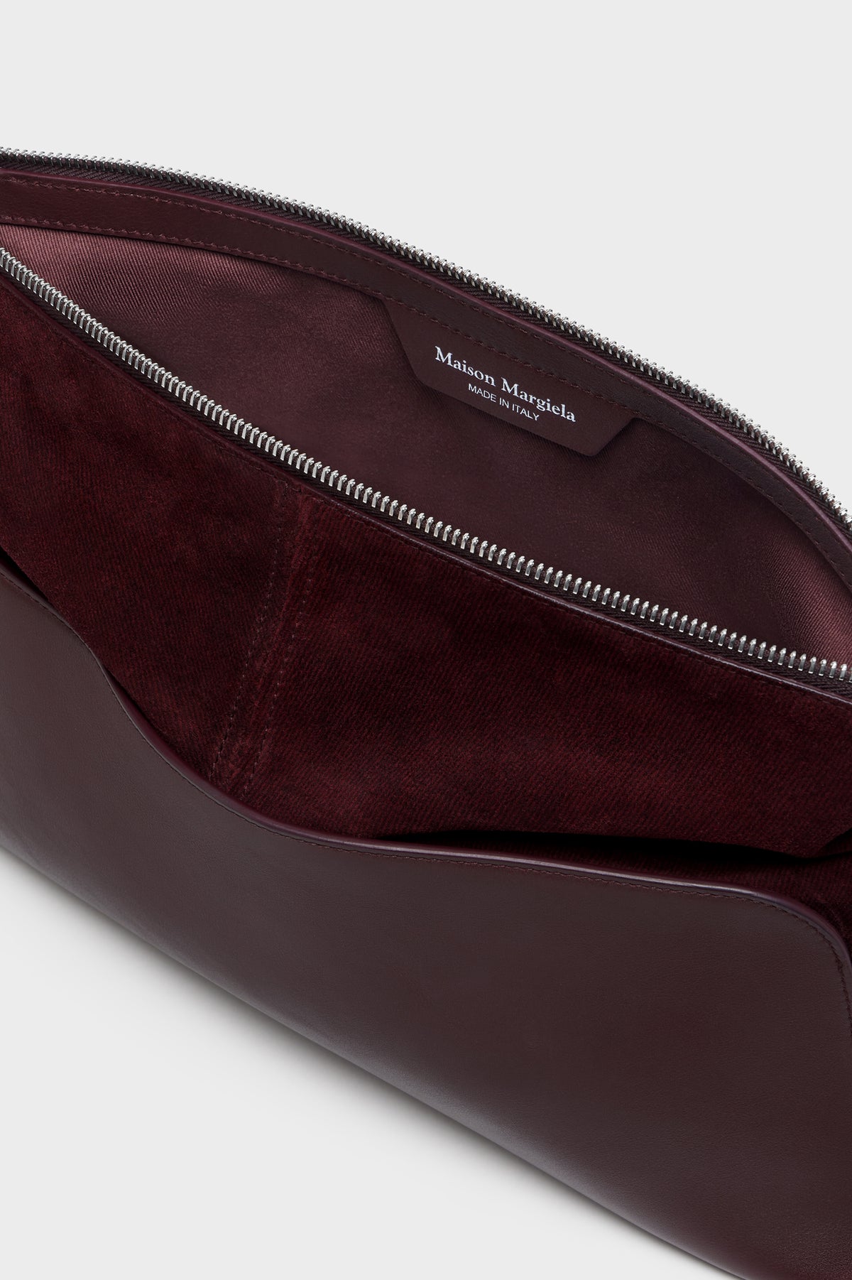 MAISON MARGIELA 5AC SOFT POUCH BORDEAUX — vista 4