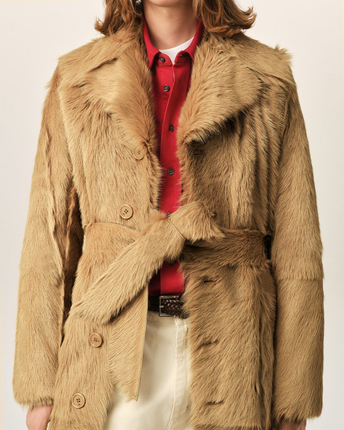 AMI PARIS LONG BEIGE GOAT LEATHER BELTED COAT — vista 4