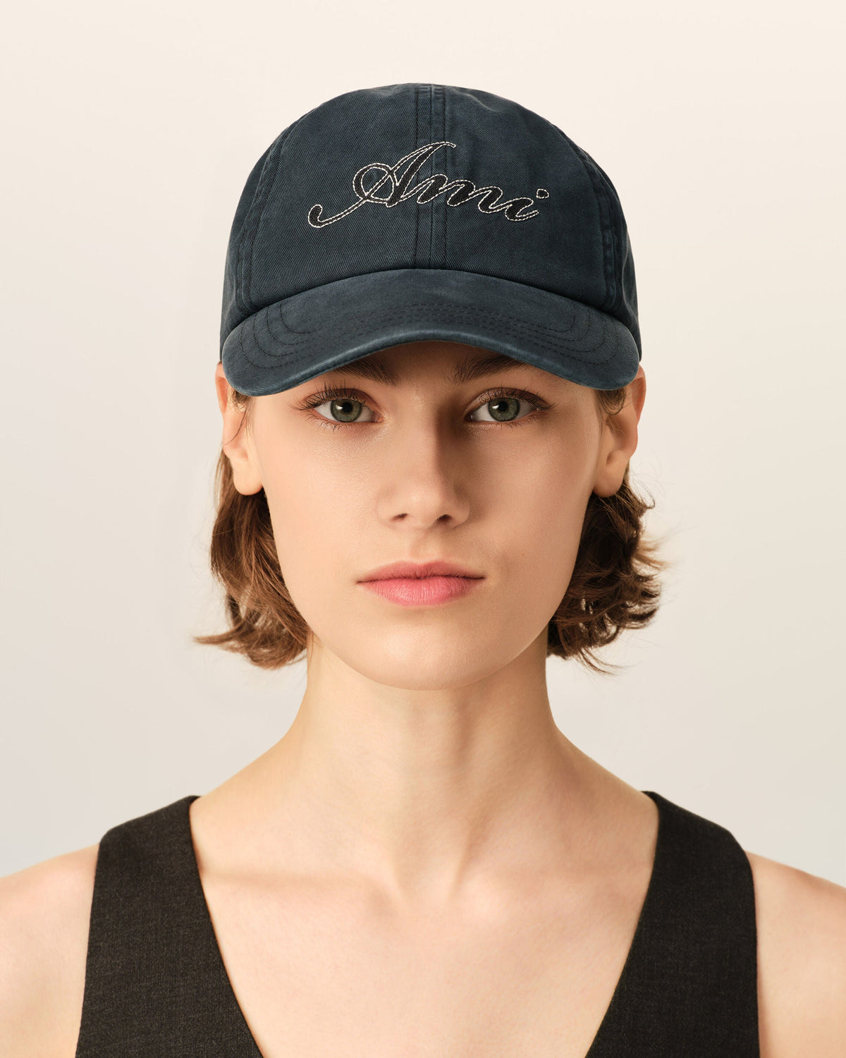 AMI PARIS BLACK COTTON CAP WITH AMI PARIS EMBROIDERY — vista 8
