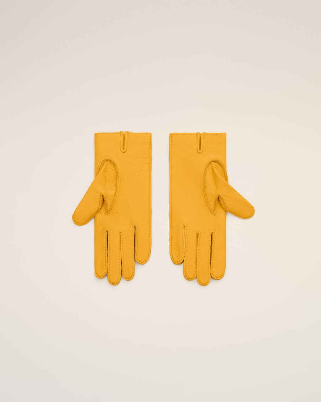 AMI PARIS YELLOW GRAINED LEATHER GLOVES — vista 2