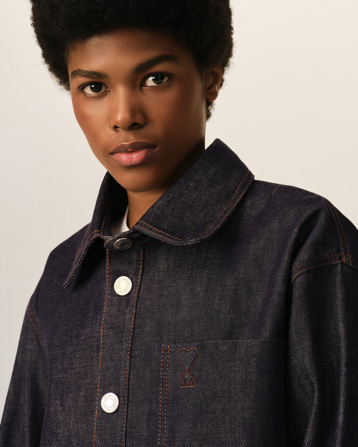 AMI PARIS BLUE COTTON OVERSHIRT WITH AMI DE COEUR — vista 10