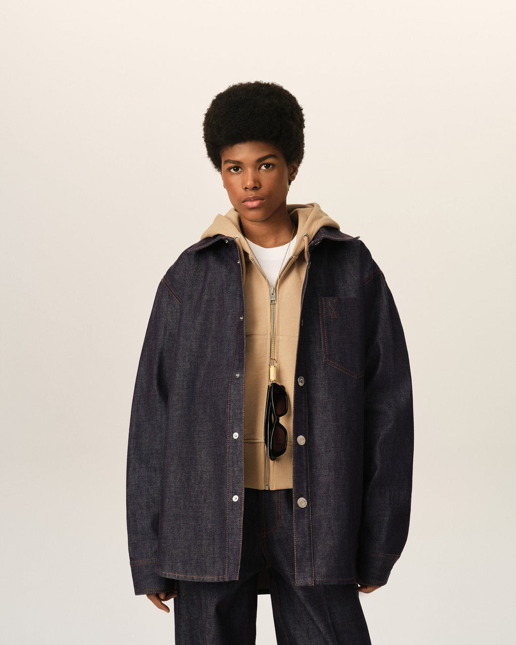 AMI PARIS BLUE COTTON OVERSHIRT WITH AMI DE COEUR — vista 9