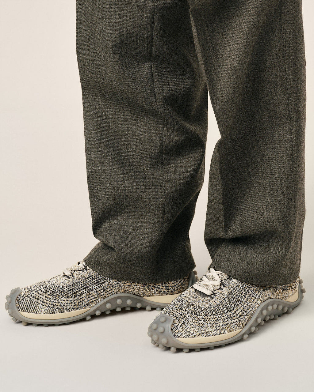 AMI PARIS GREY KNIT MIRAGE SNEAKERS — vista 2