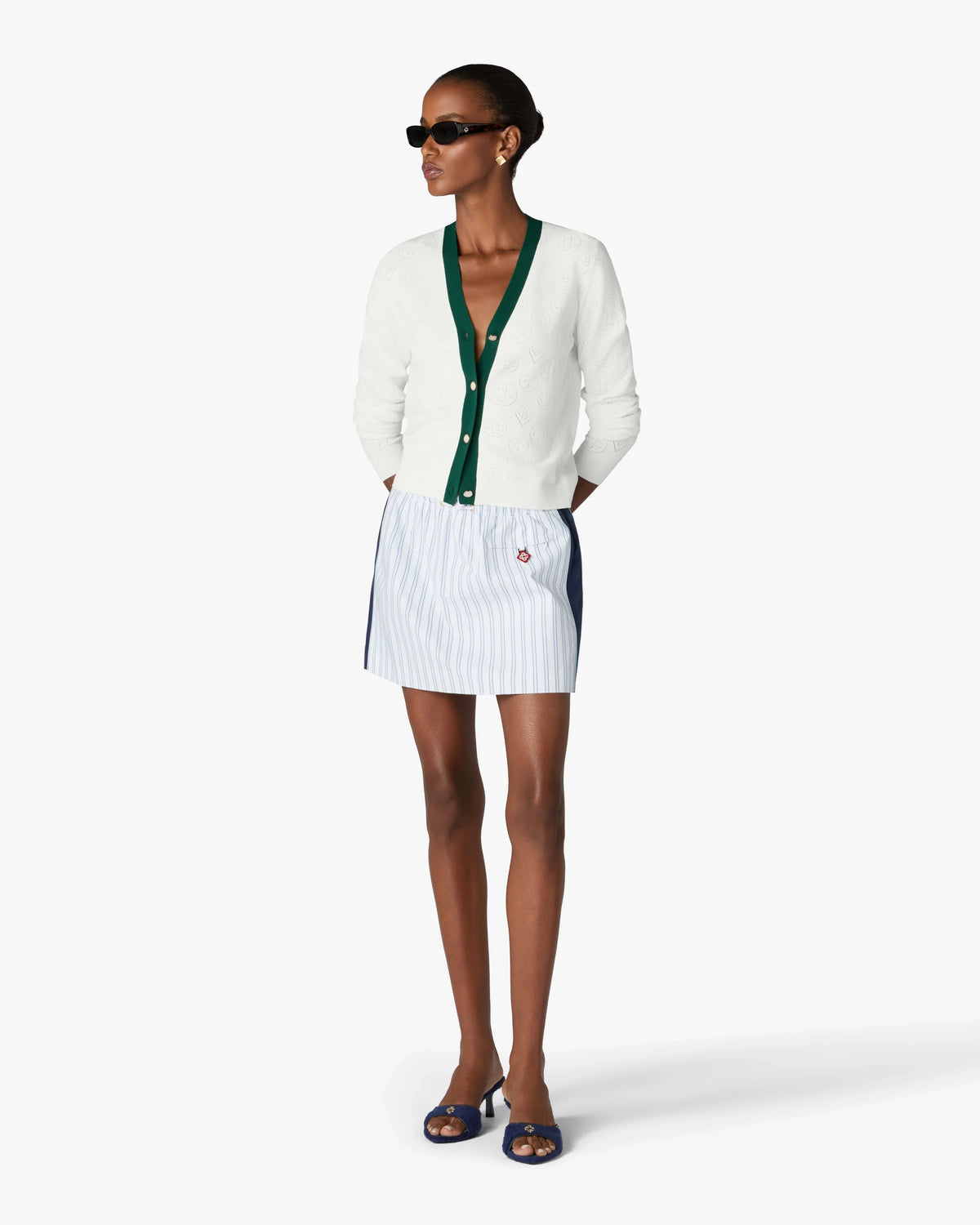 CASABLANCA WHITE POINTELLE MONOGRAM CARDIGAN — vista 2