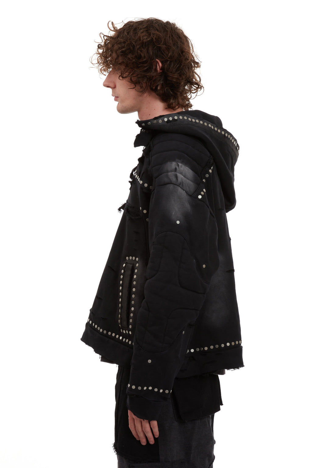 WHO DECIDES WAR HARDWARE AMOUR HOODED PULLOVER — vista 5
