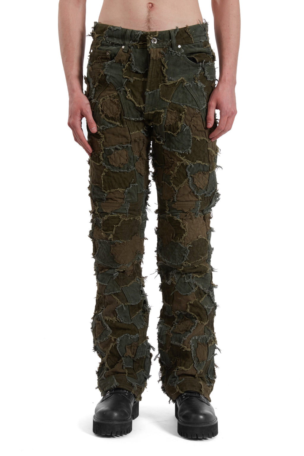 WHO DECIDES WAR FIELD CAMO MOTO PANTS — vista 3