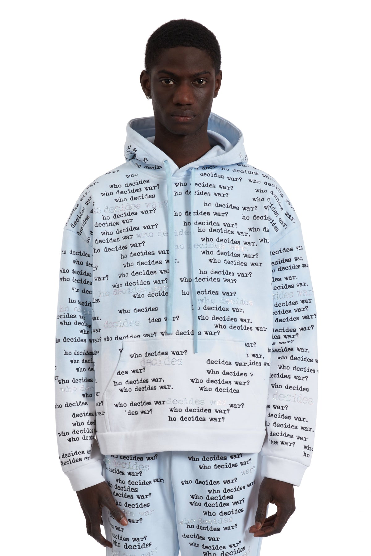 WHO DECIDES WAR WDW SCRIPTURE HOODED PULLOVER — vista 3