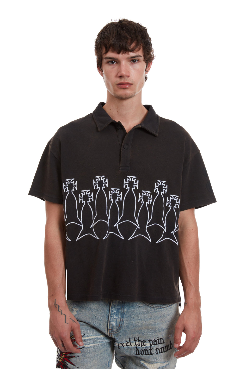 WHO DECIDES WAR CRUCIFORM POLO — vista 4