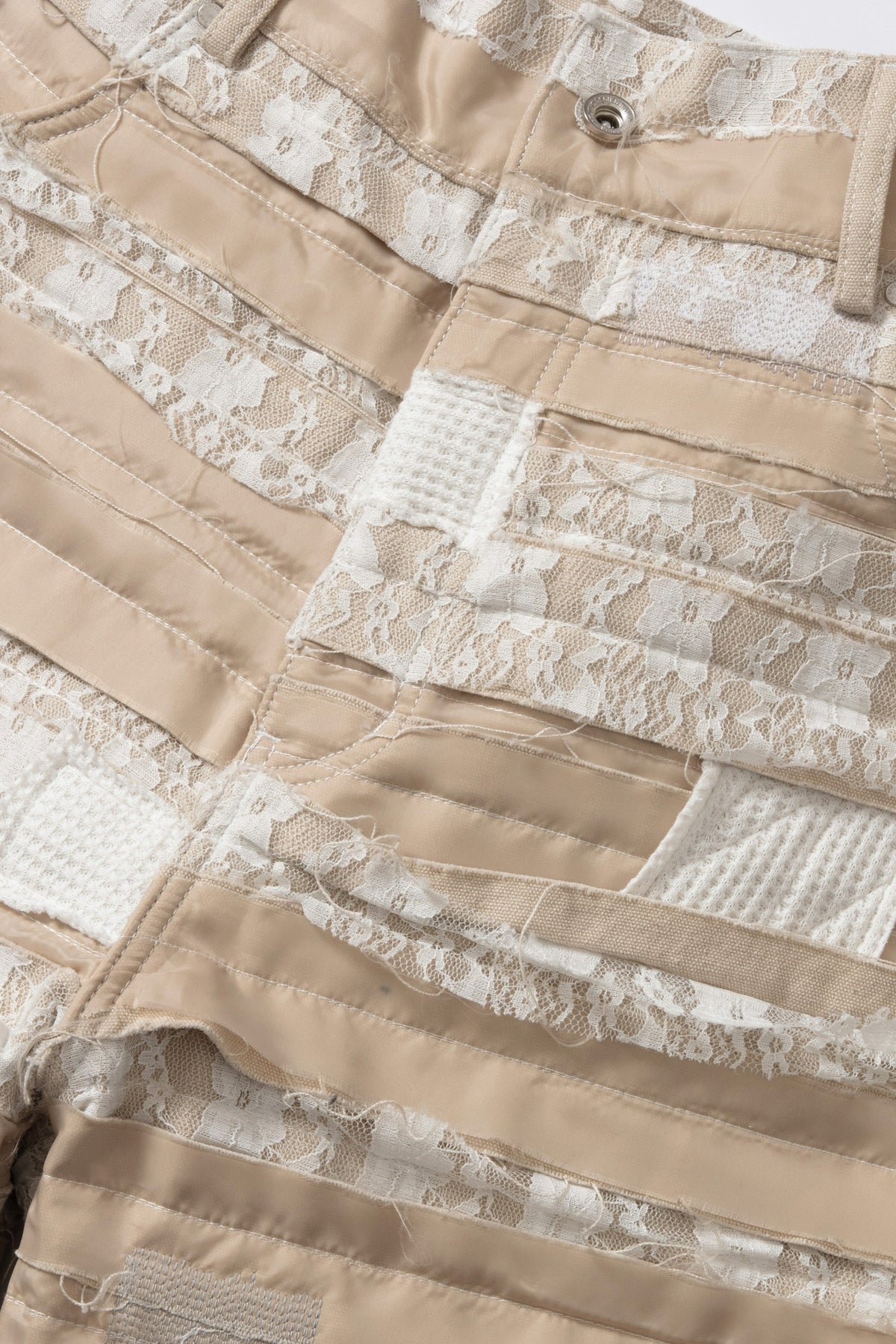 WHO DECIDES WAR INTERWOVEN SHORTS — vista 2