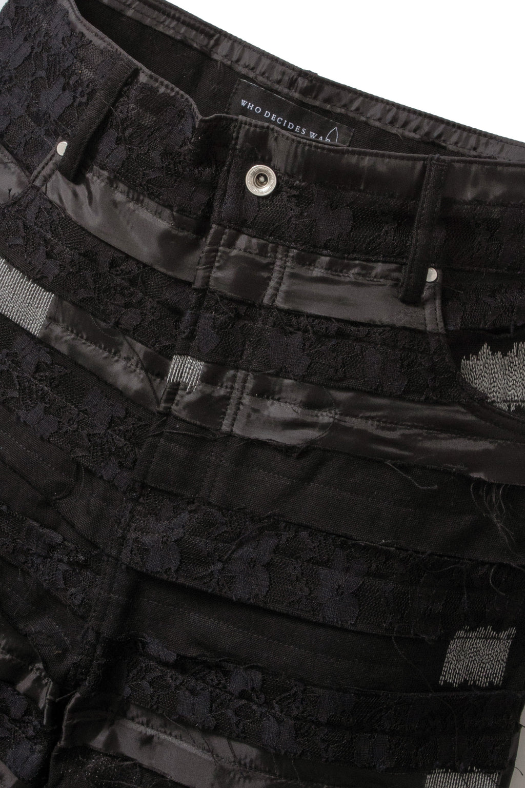 WHO DECIDES WAR INTERWOVEN SHORTS — vista 2