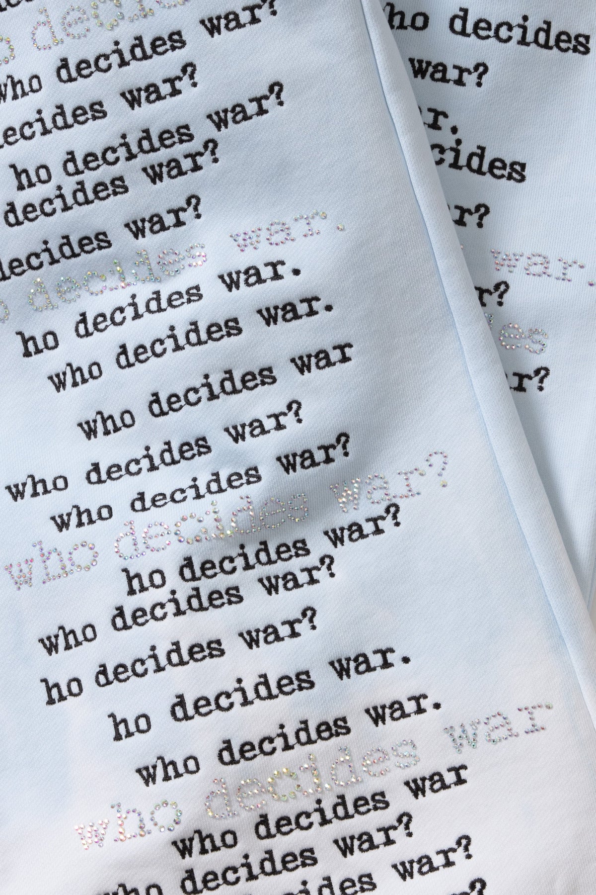 WHO DECIDES WAR WDW SCRIPTURE SWEATPANTS — vista 2