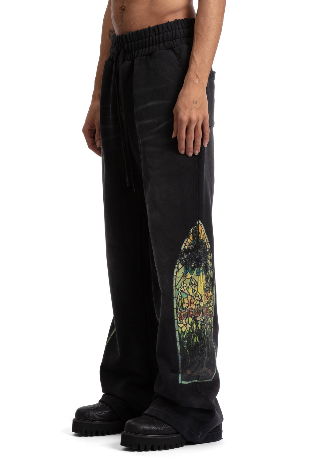 WHO DECIDES WAR FADED SWEATPANT — vista 4