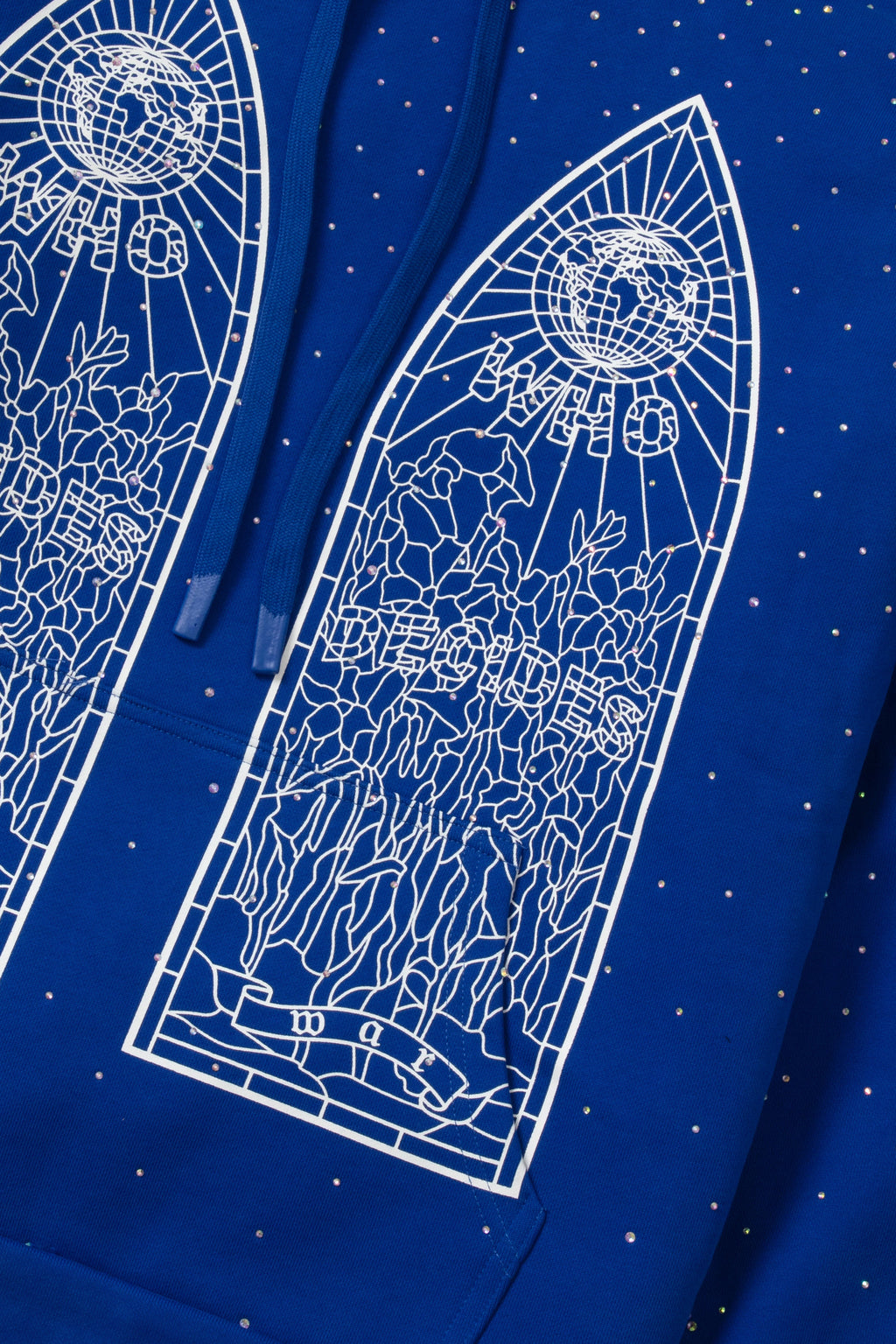 WHO DECIDES WAR RHINESTONE HOODED PULLOVER — vista 2