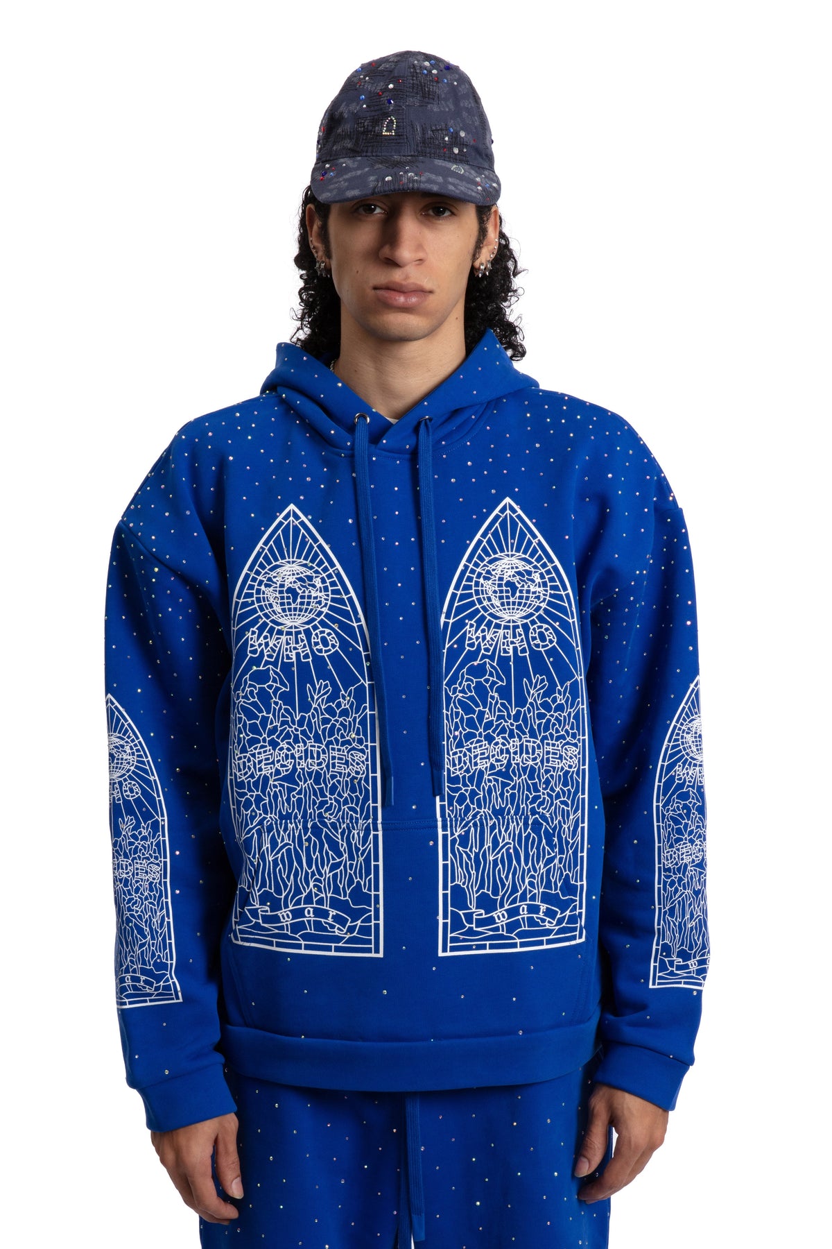 WHO DECIDES WAR RHINESTONE HOODED PULLOVER — vista 3