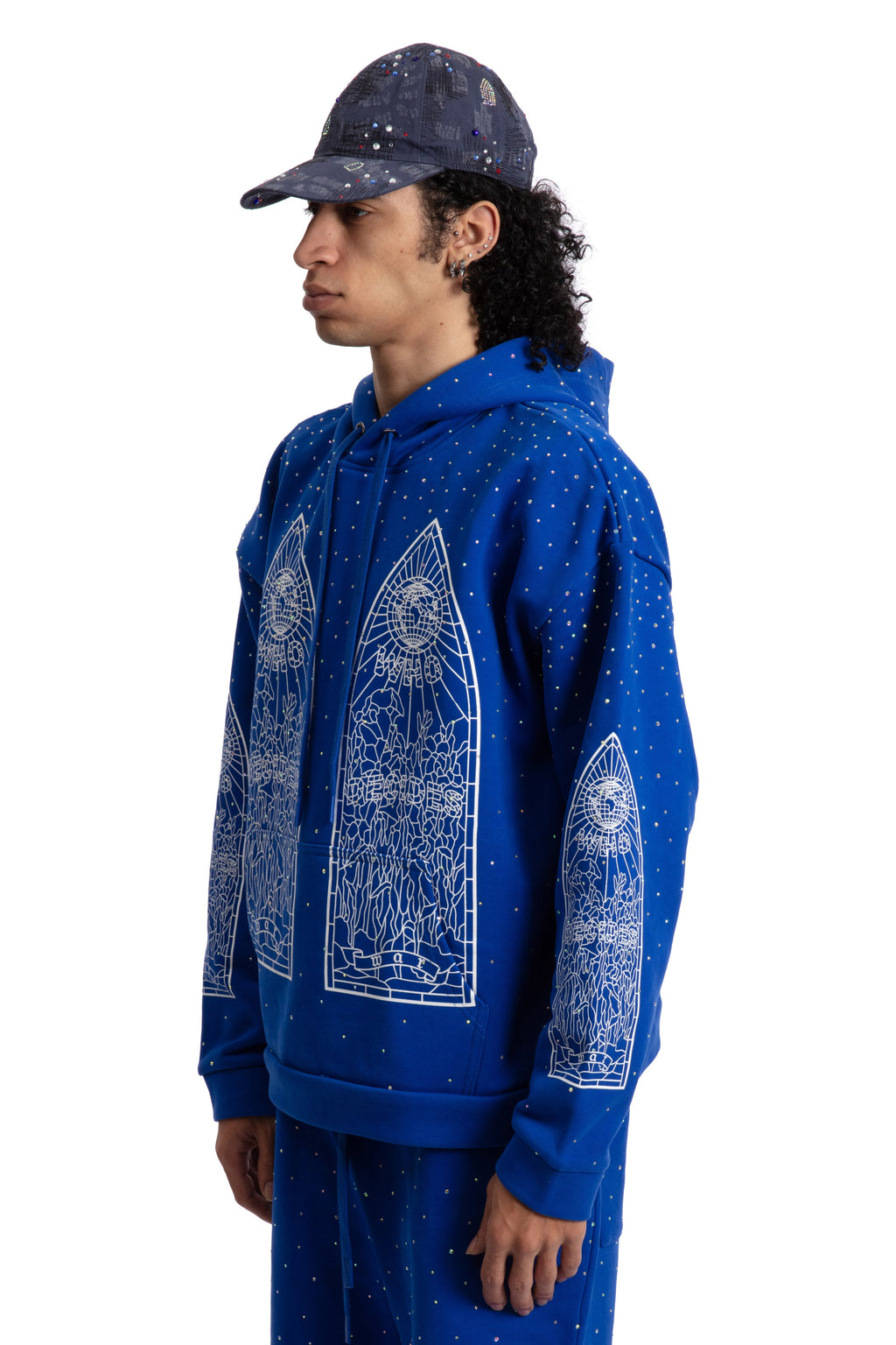 WHO DECIDES WAR RHINESTONE HOODED PULLOVER — vista 4
