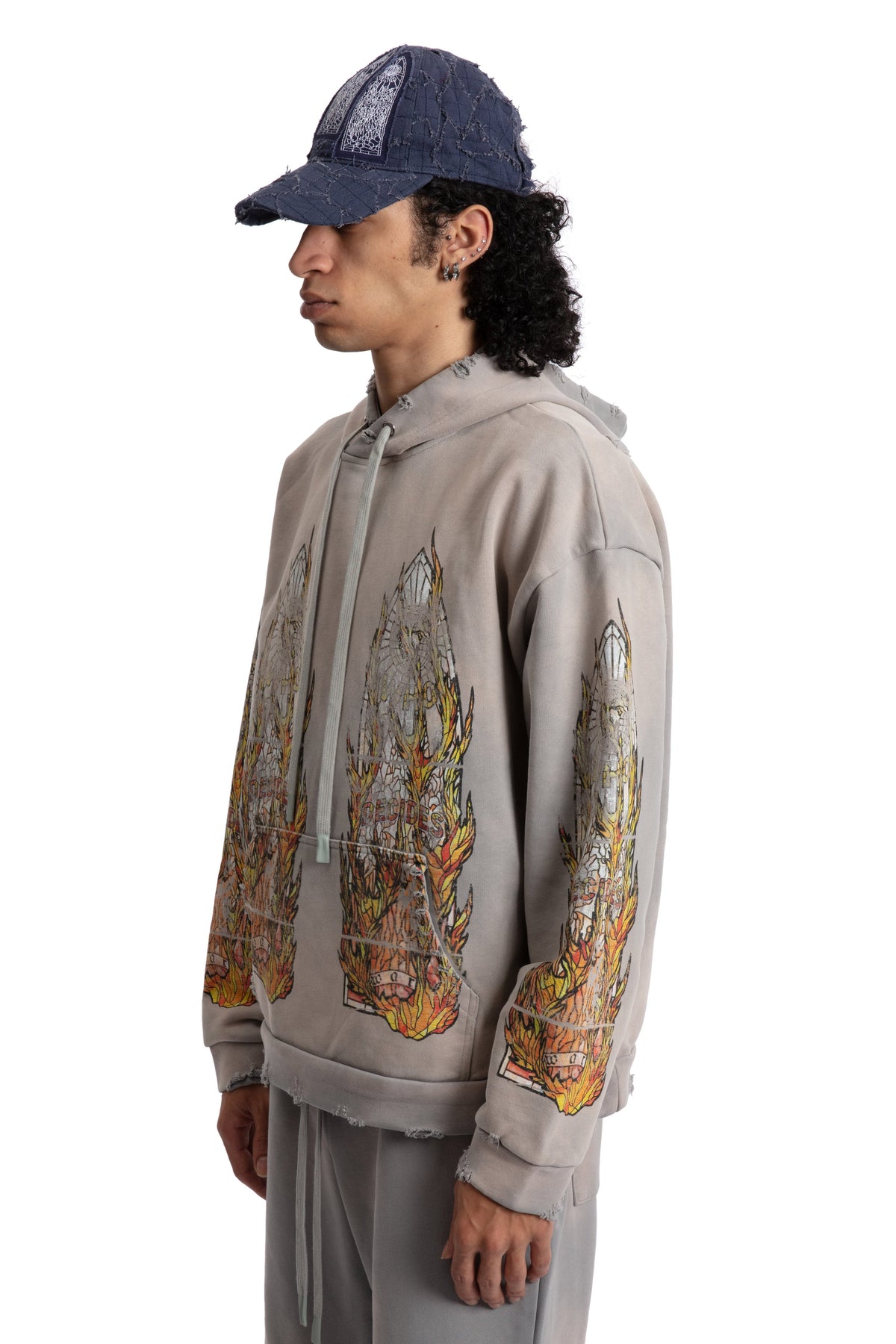 WHO DECIDES WAR FADED FLAME GLASS HOODED PULLOVER — vista 4