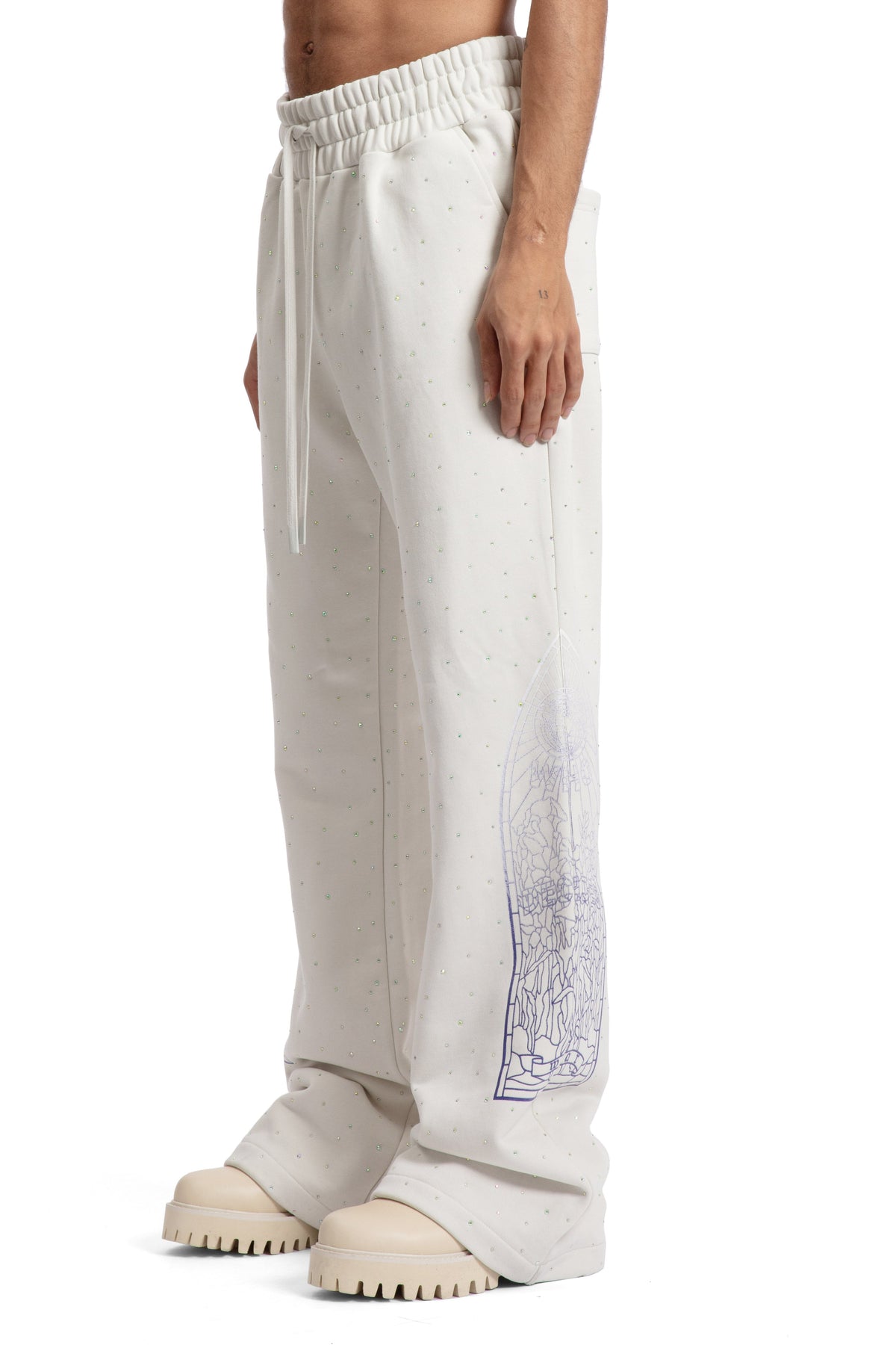 WHO DECIDES WAR RHINESTONE SWEATPANT — vista 4