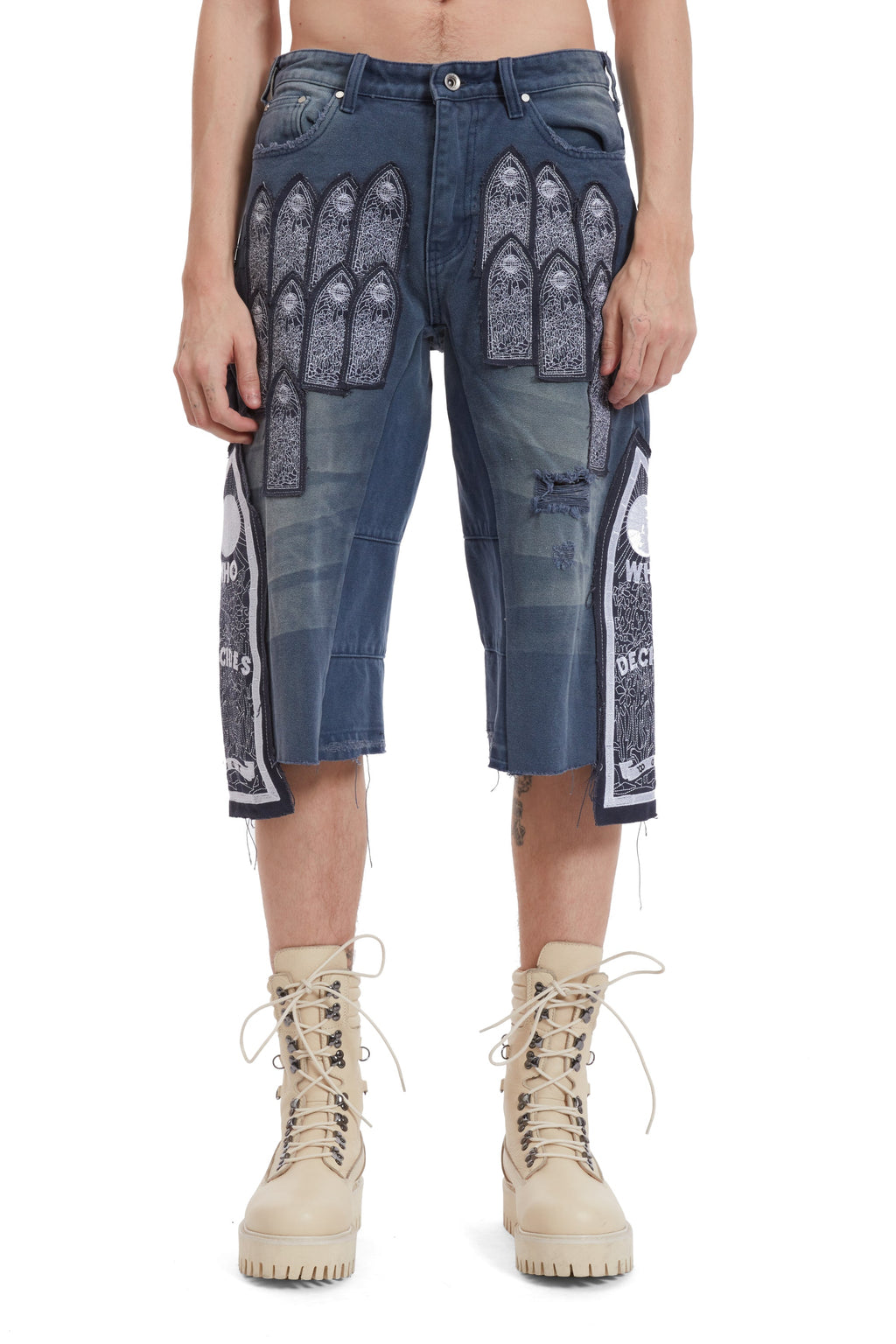 WHO DECIDES WAR PATCH ARCHED CARPENTER SHORT — vista 3