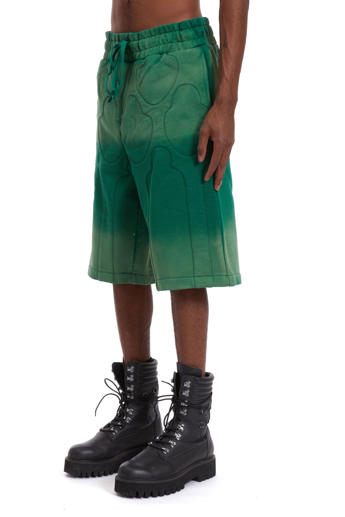 WHO DECIDES WAR CHAPEL SWEAT SHORT — vista 4
