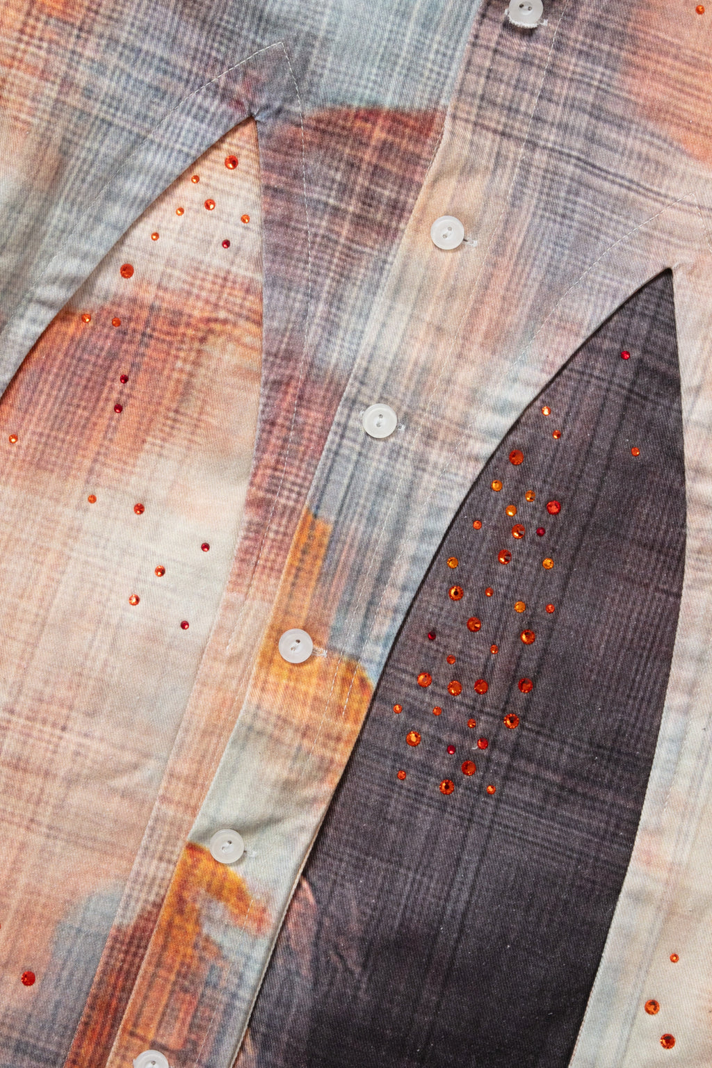 WHO DECIDES WAR HOLLOW GLASS SUNFIRE BUTTON UP — vista 2