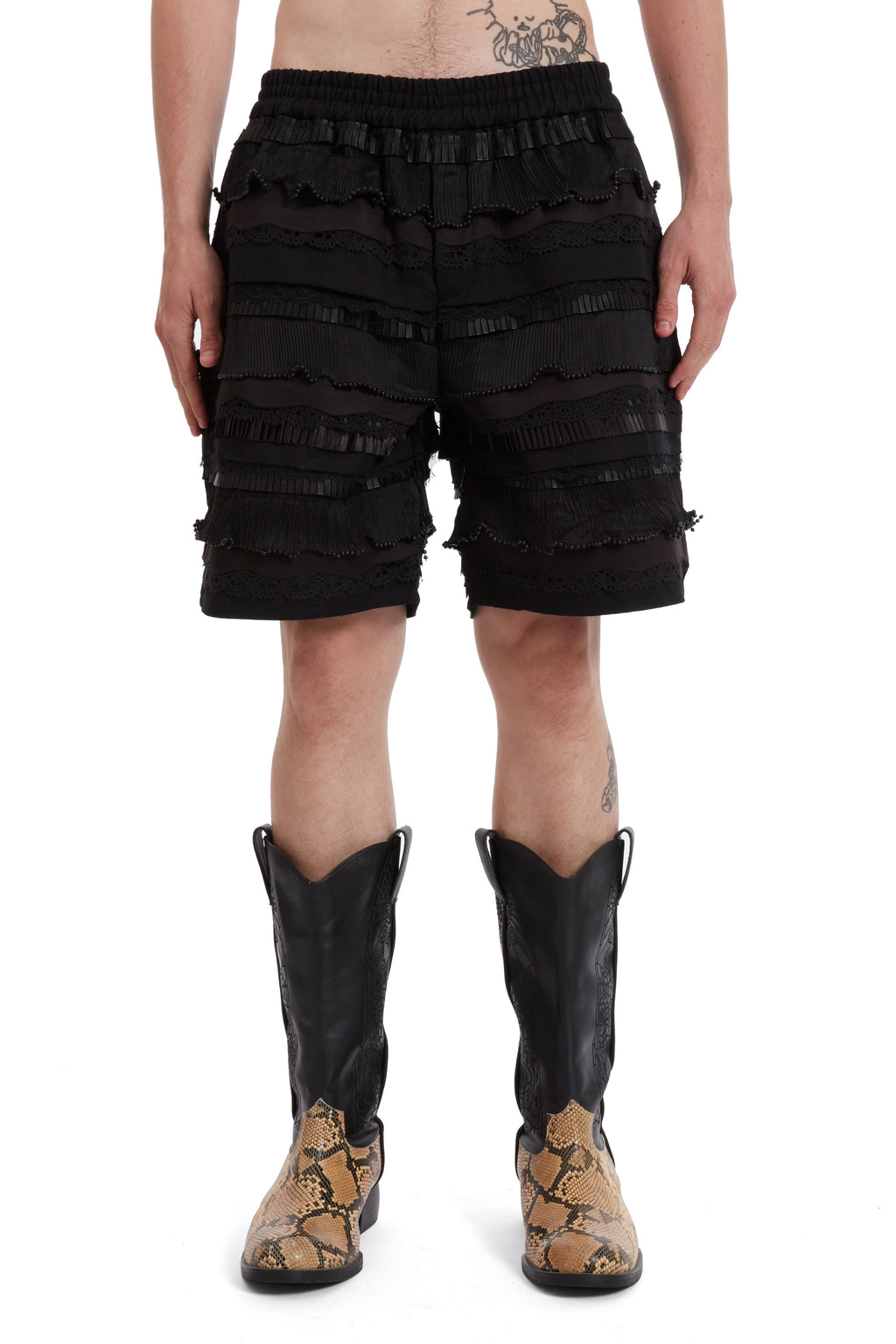 WHO DECIDES WAR WAVELENGTH TRACK SHORTS — vista 3