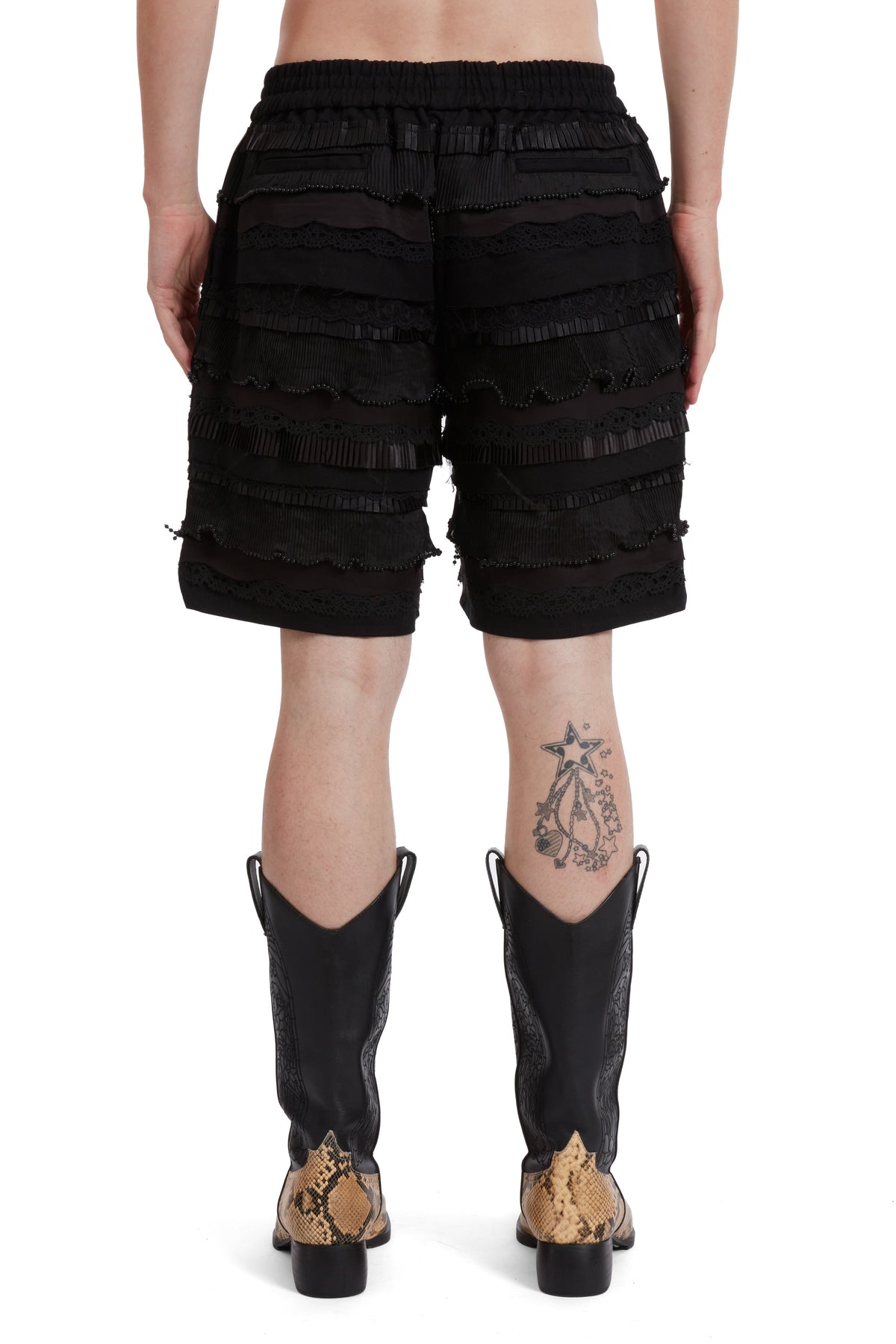 WHO DECIDES WAR WAVELENGTH TRACK SHORTS — vista 6
