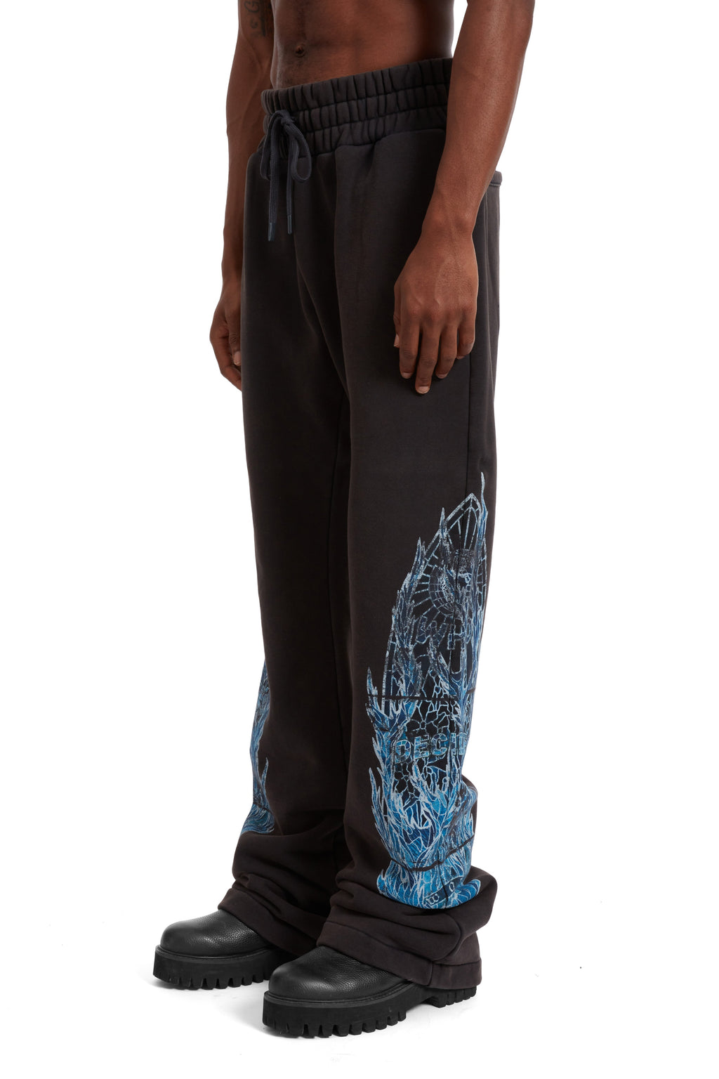 WHO DECIDES WAR FLAME GLASS HARDWARE SWEATPANT — vista 4