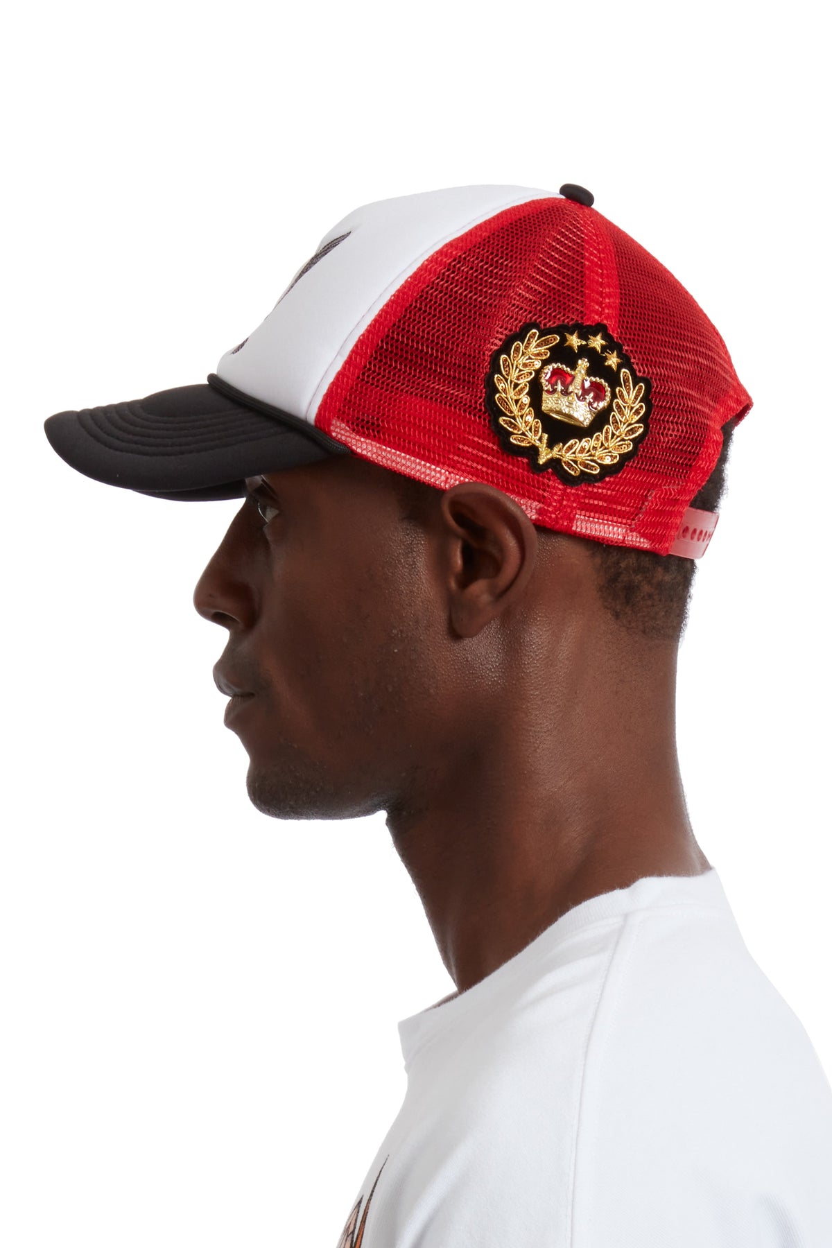WHO DECIDES WAR BAROQUE TRUCKER HAT CRIMSON — vista 6
