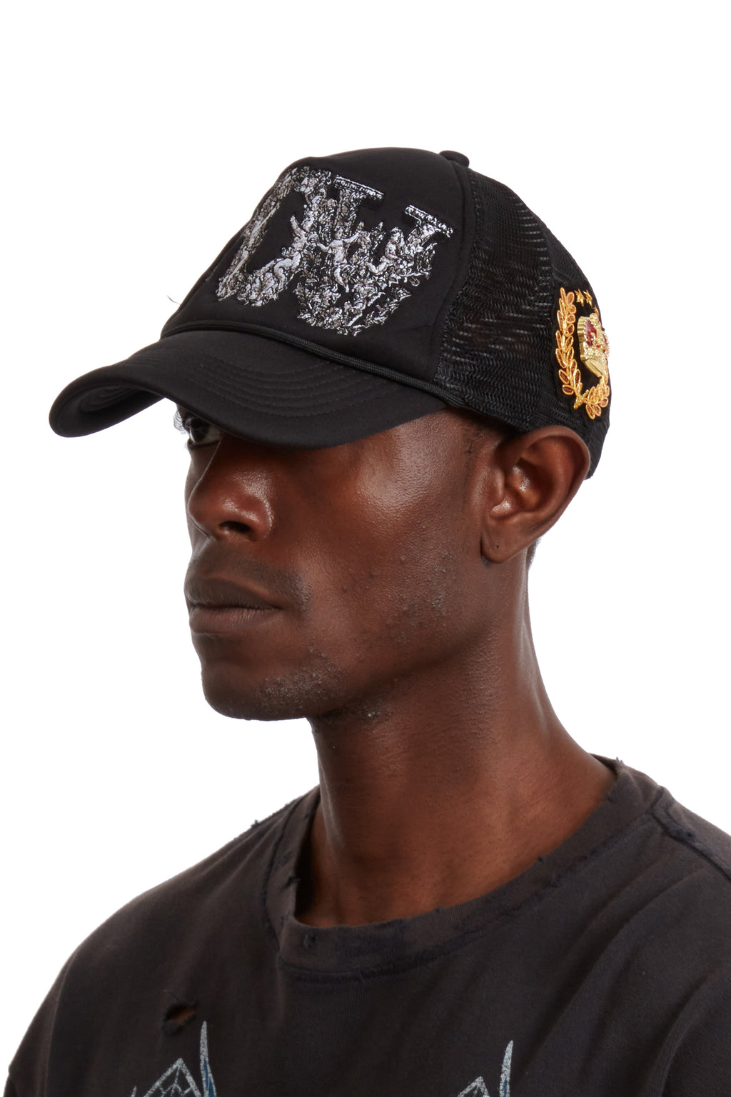 WHO DECIDES WAR BAROQUE TRUCKER HAT COAL — vista 5
