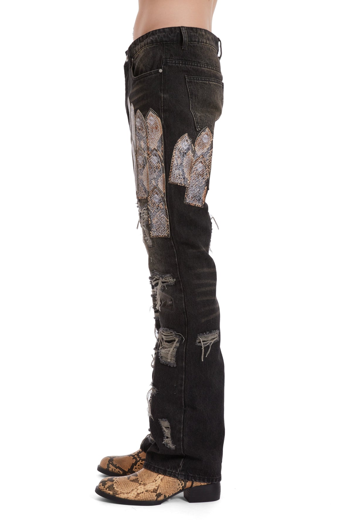 WHO DECIDES WAR PATCHED ARCH MOCHA DENIM — vista 5