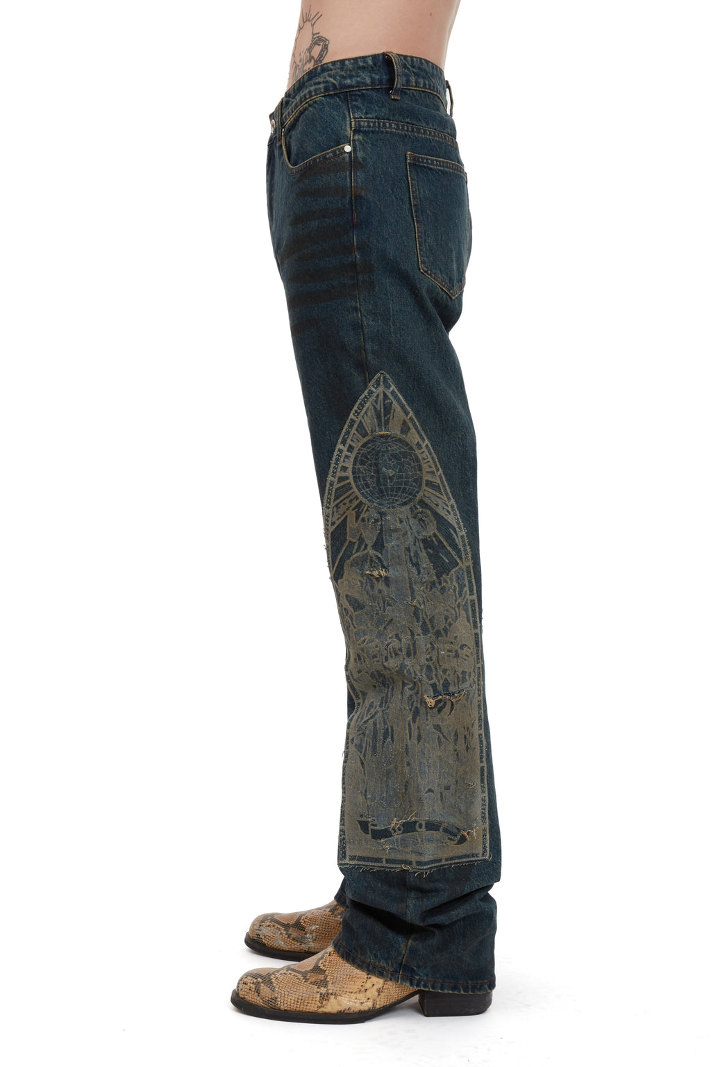 WHO DECIDES WAR MECHANIC DENIM — vista 5