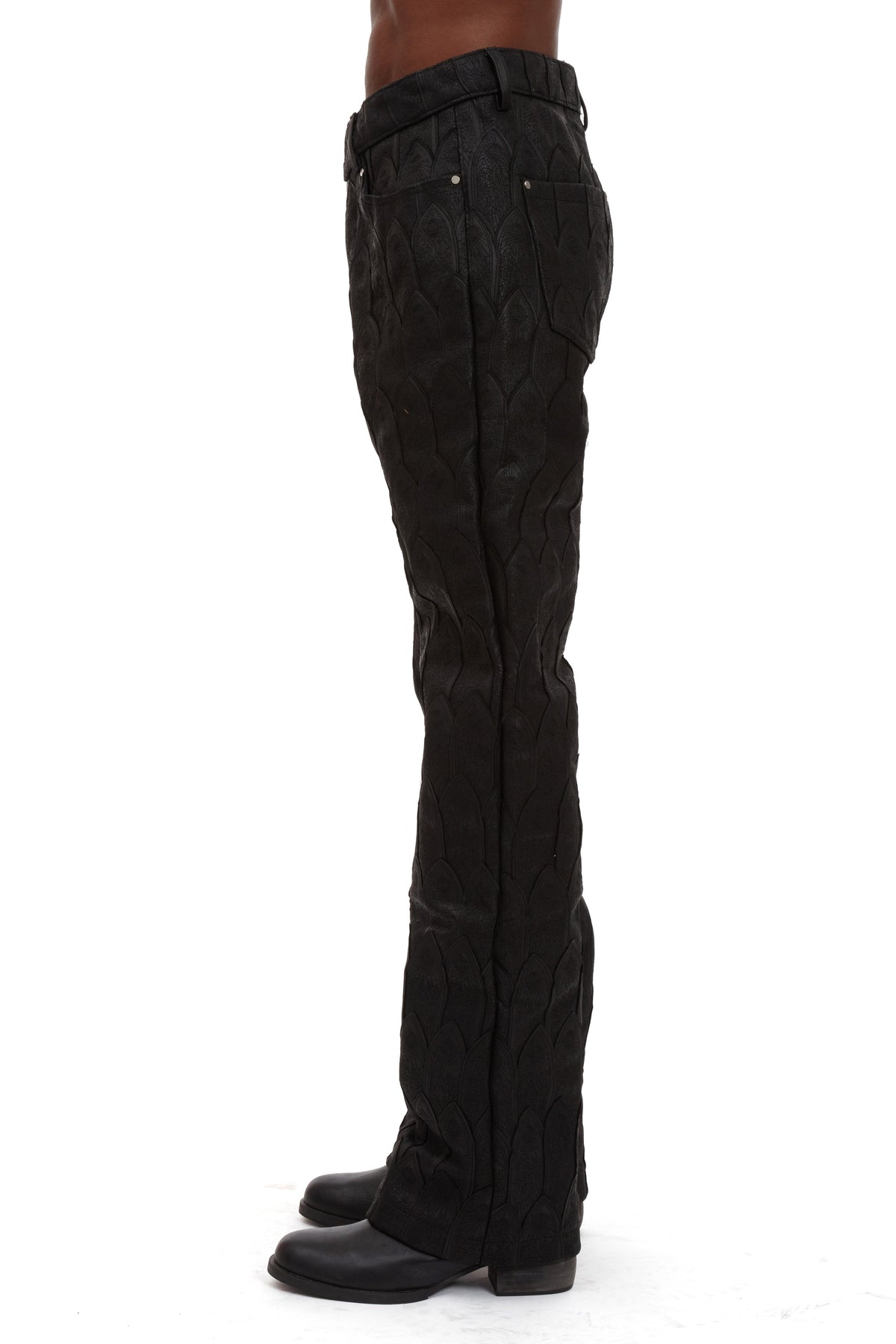 WHO DECIDES WAR FLOODED ARC TROUSER — vista 5