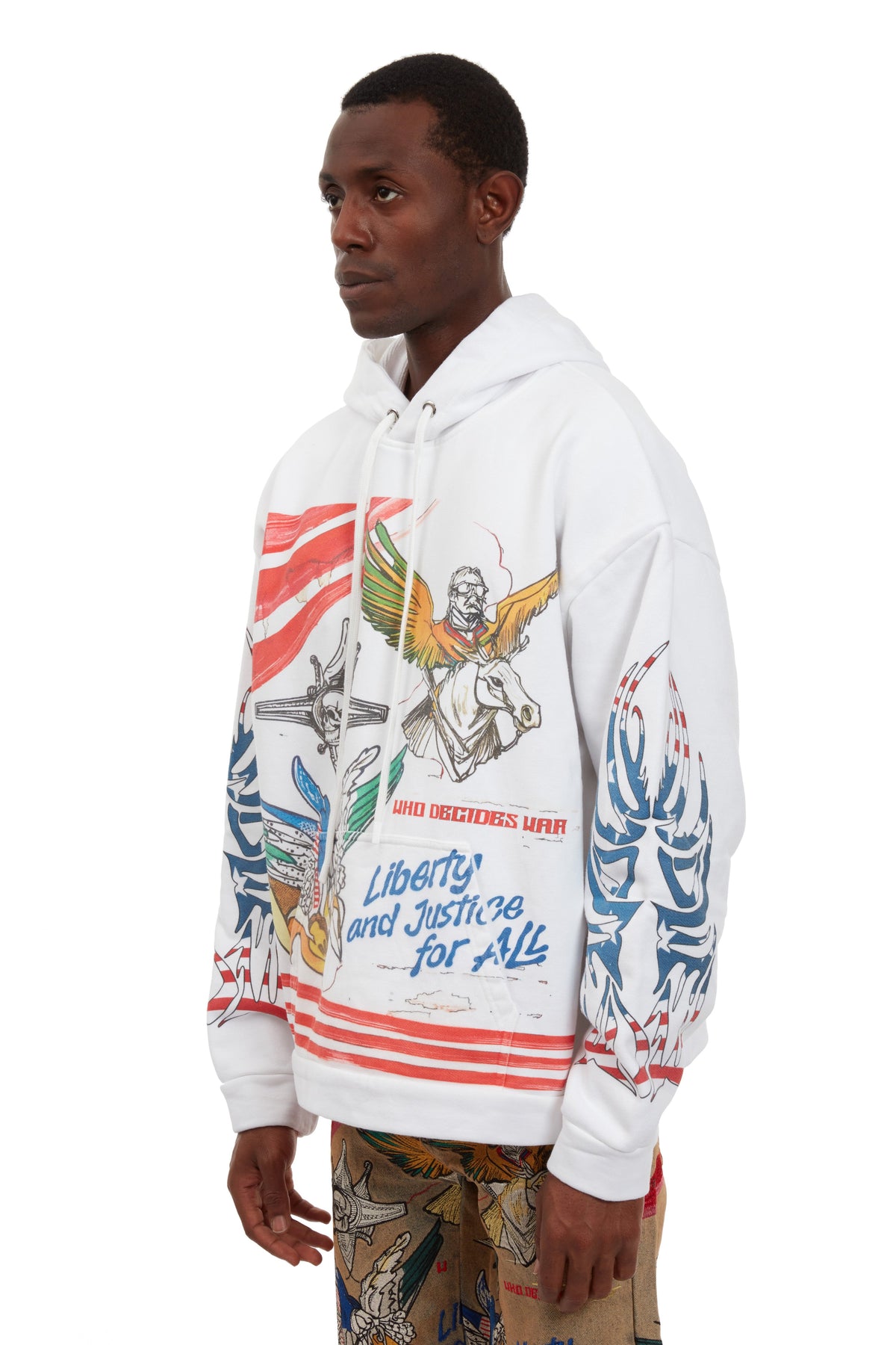 WHO DECIDES WAR LIBERTY HOODED PULLOVER — vista 4