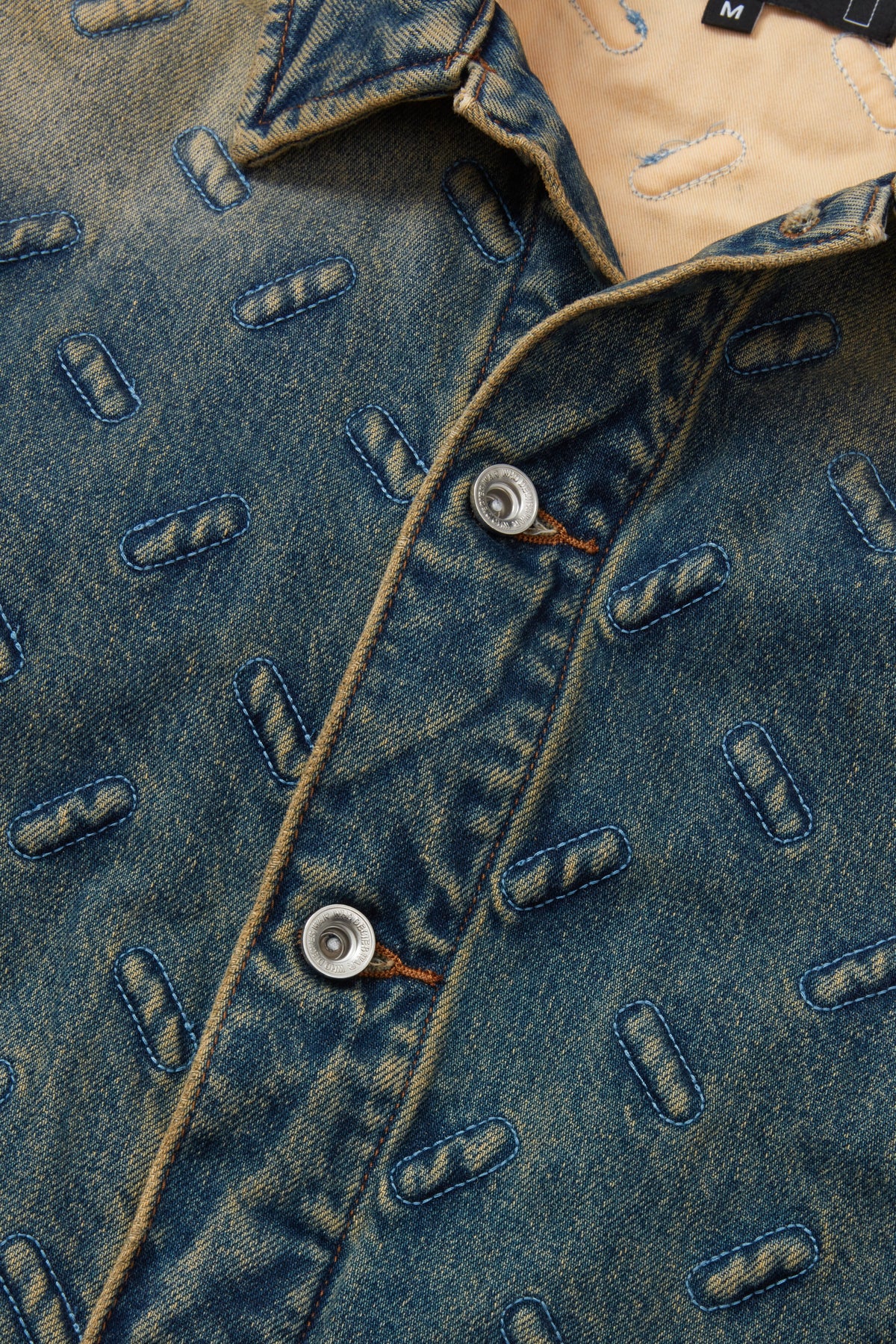WHO DECIDES WAR THREAD PLATE TRUCKER DENIM TAN — vista 2