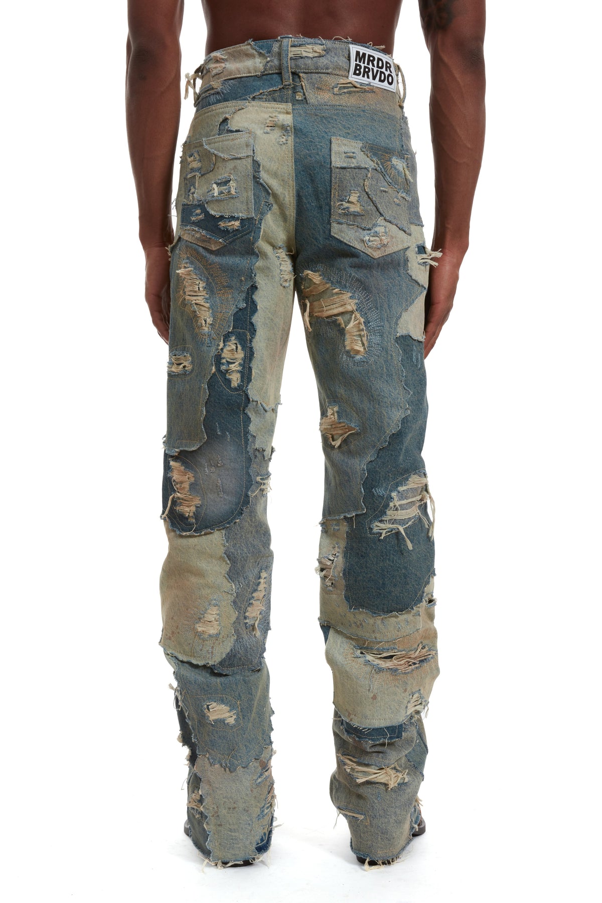 WHO DECIDES WAR UNEARTHED DENIM — vista 6