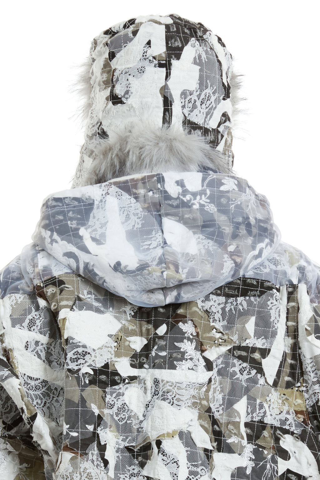 WHO DECIDES WAR ARTIC TRAPPER — vista 6