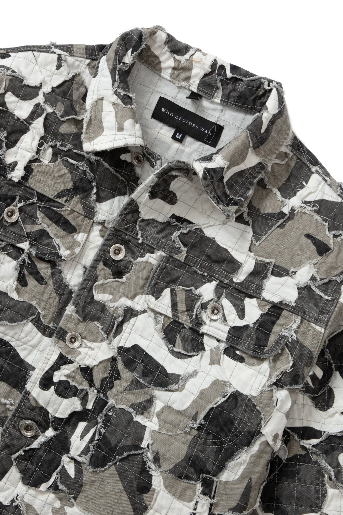 WHO DECIDES WAR CAMO TRUCKER JACKET — vista 2