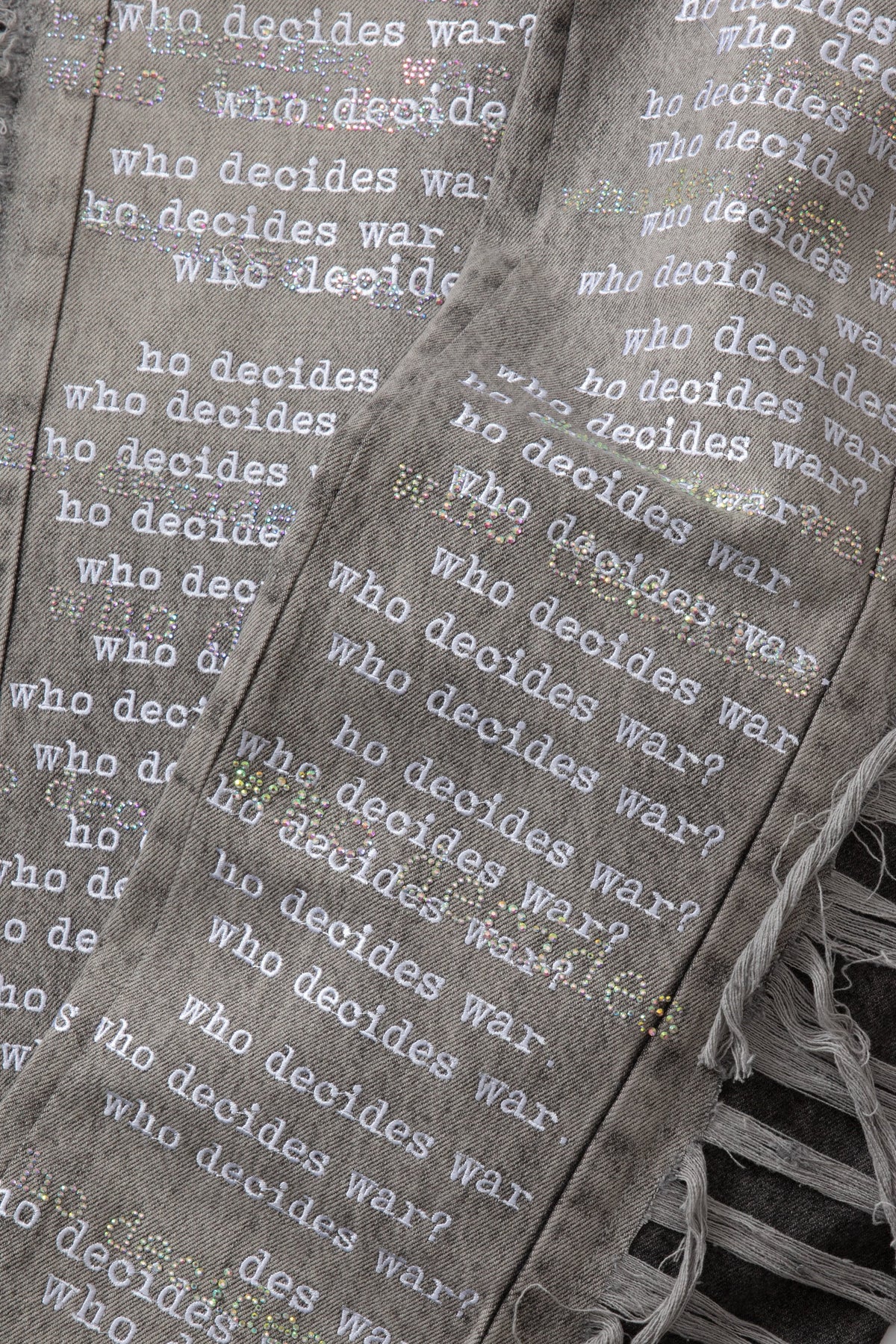 WHO DECIDES WAR ULTRA FLARE SCRIPTURE DENIM — vista 2