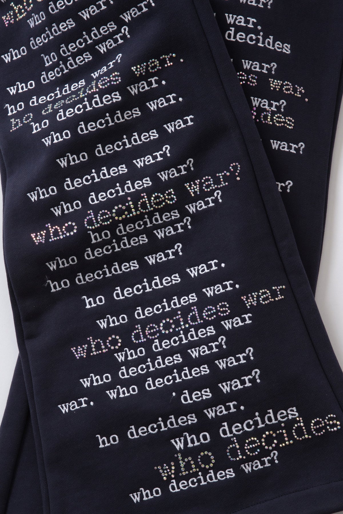 WHO DECIDES WAR WDW SCRIPTURE SWEATPANTS — vista 2