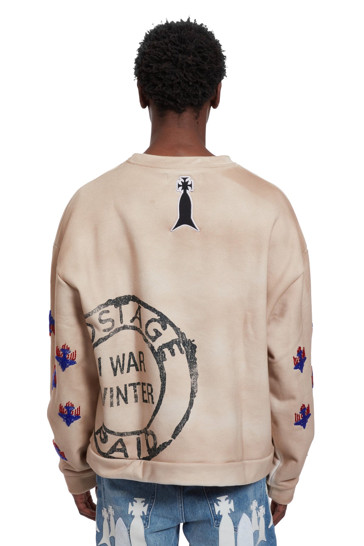 WHO DECIDES WAR AMMUNITION CREWNECK — vista 7