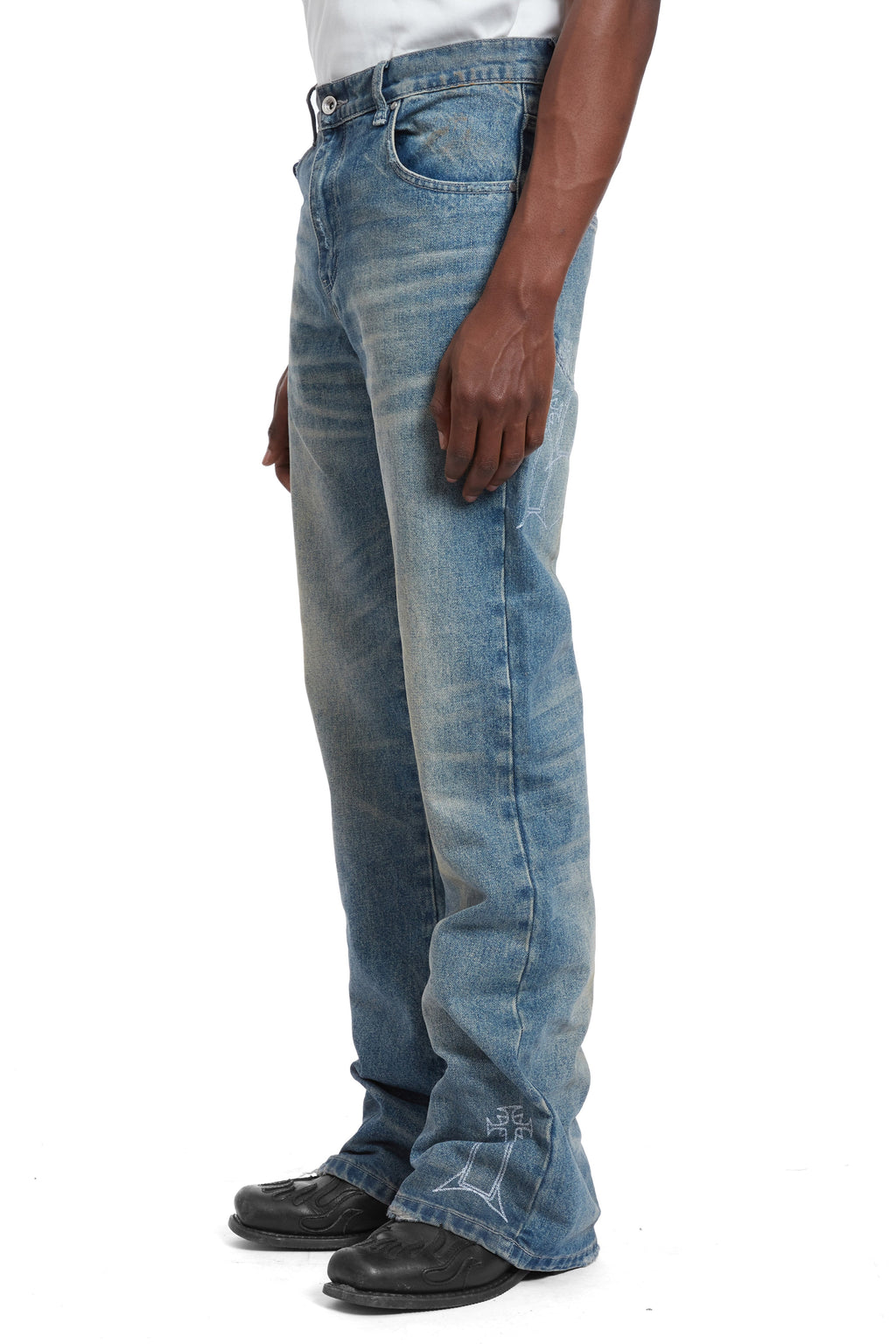 WHO DECIDES WAR DEMI FLARE FIT MEDIAN WASH WITH EMBROIDERY — vista 4