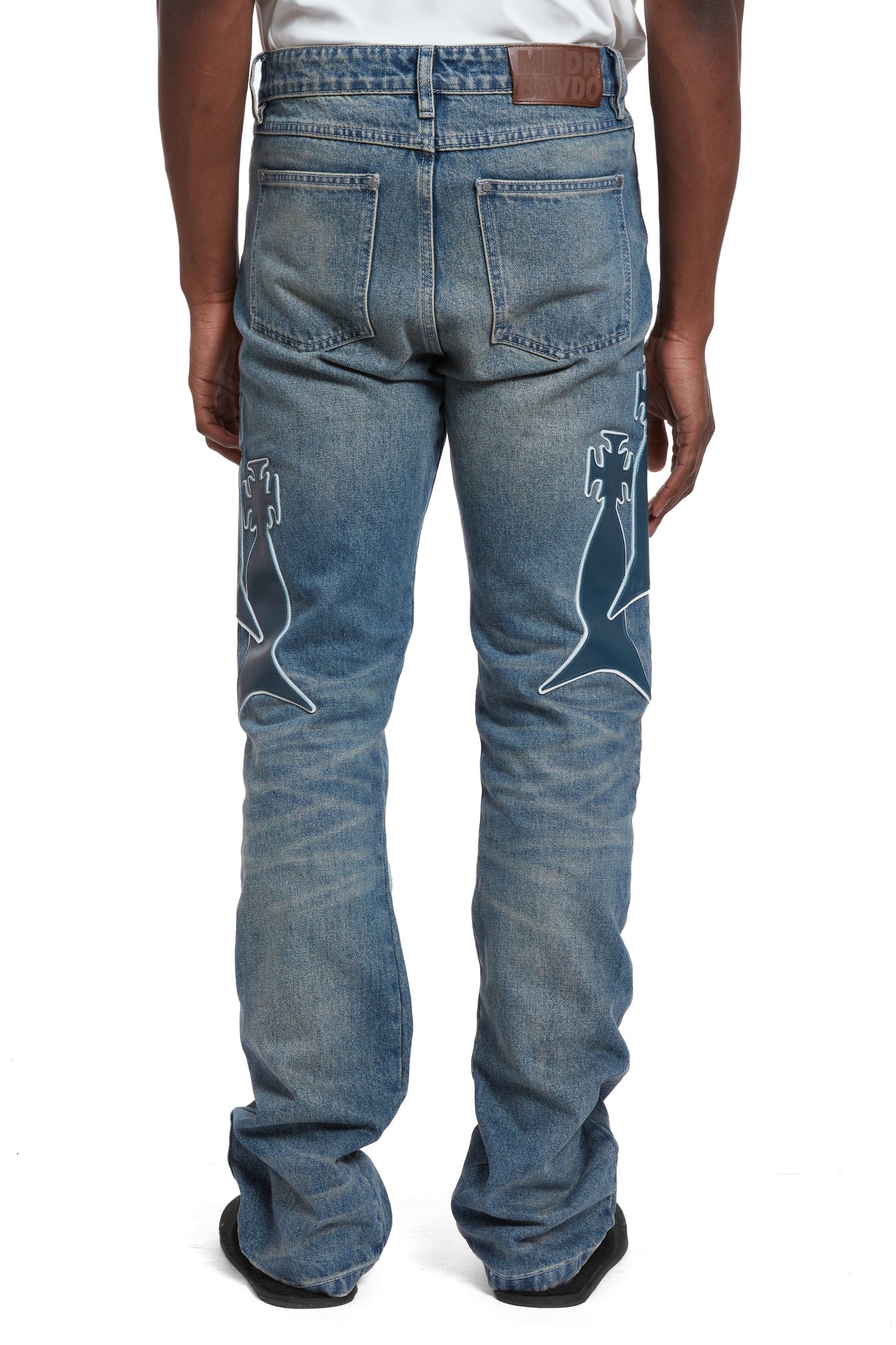 WHO DECIDES WAR SLIM FIT MEDIAN WASH WITH REPAIR — vista 6