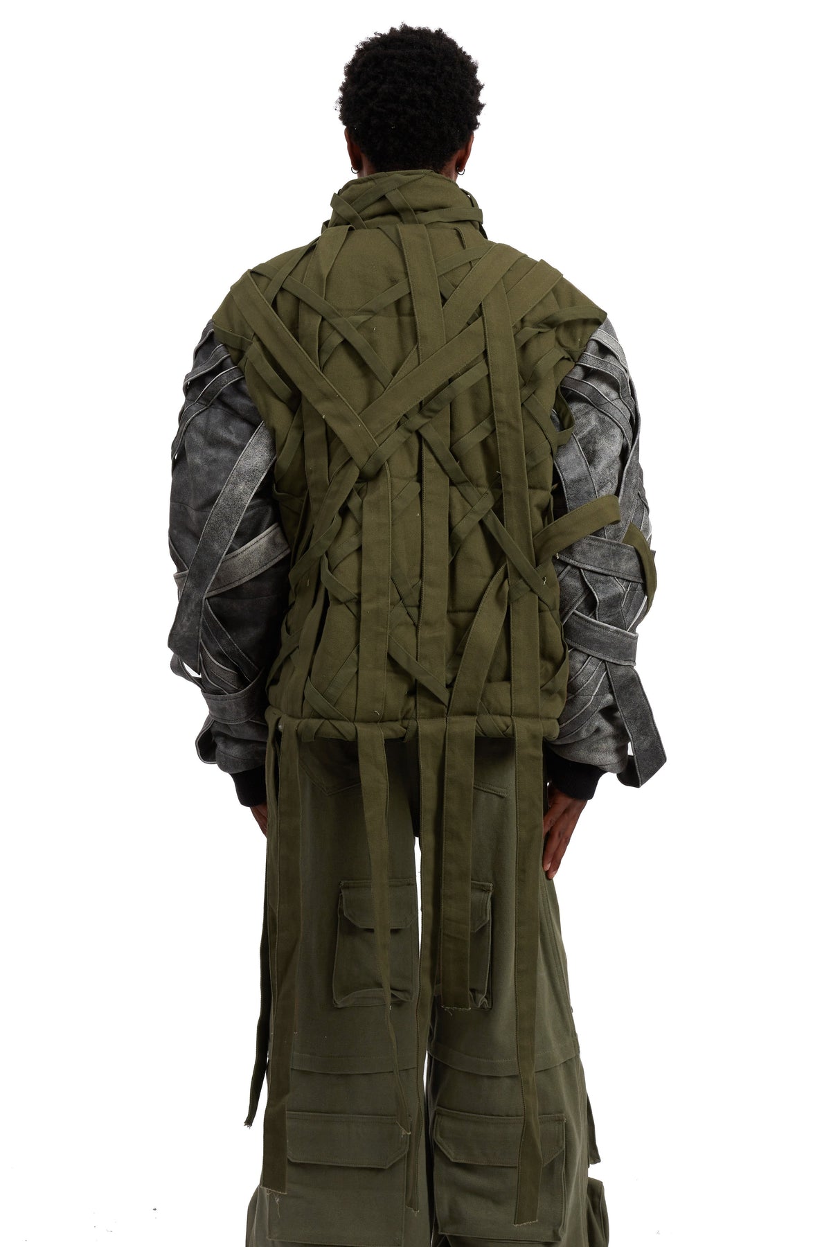 WHO DECIDES WAR ENGULFED BOMBER — vista 6